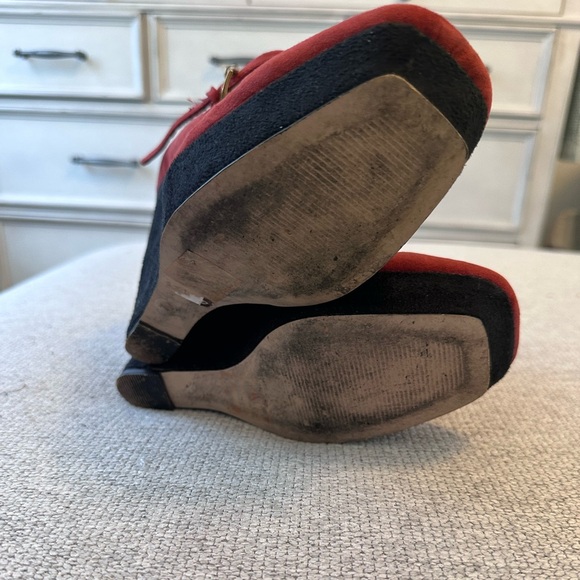 Burnt orange Mary Jane platforms - Picture 4 of 7